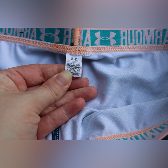 Under Armour Spandex - Picture 2 of 4